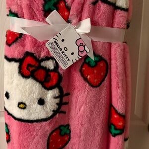 Hello kitty strawberry blanket